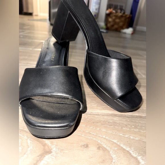 CHINESE LAUNDRY
Tai Dress Sandal Open toe chunk Heel mule Black Leather size 8 - Picture 1 of 14